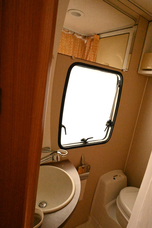 Chausson Flash02 – 2 Berth