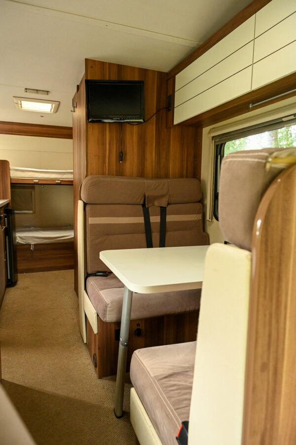 DSC_1853-3_resized Auto Roller 707 Hi-Line (2015) – 6 Berth