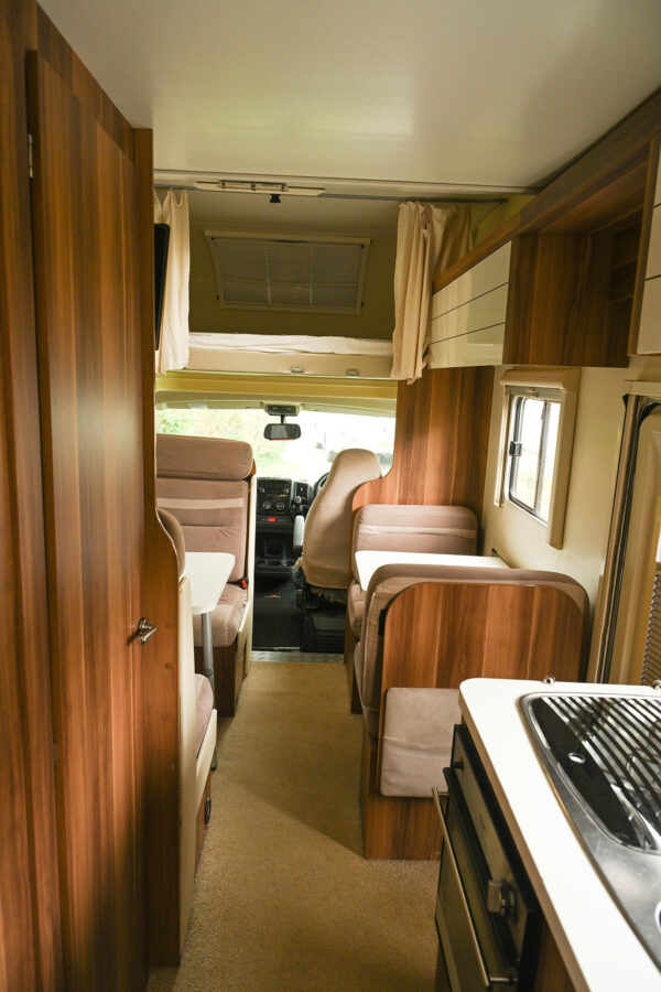 DSC_1860-2_resized Auto Roller 707 Hi-Line (2015) – 6 Berth