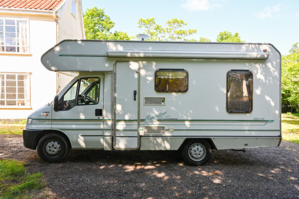 DSC_7558_resized Swift Suntor 590RL (2001) – 4 Berth